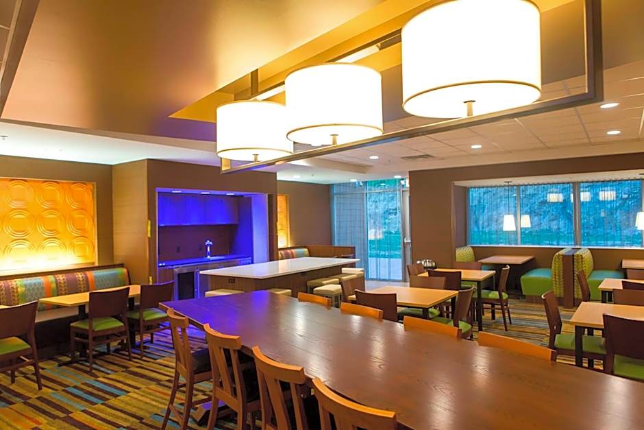 Fairfield Inn & Suites by Marriott Cambridge