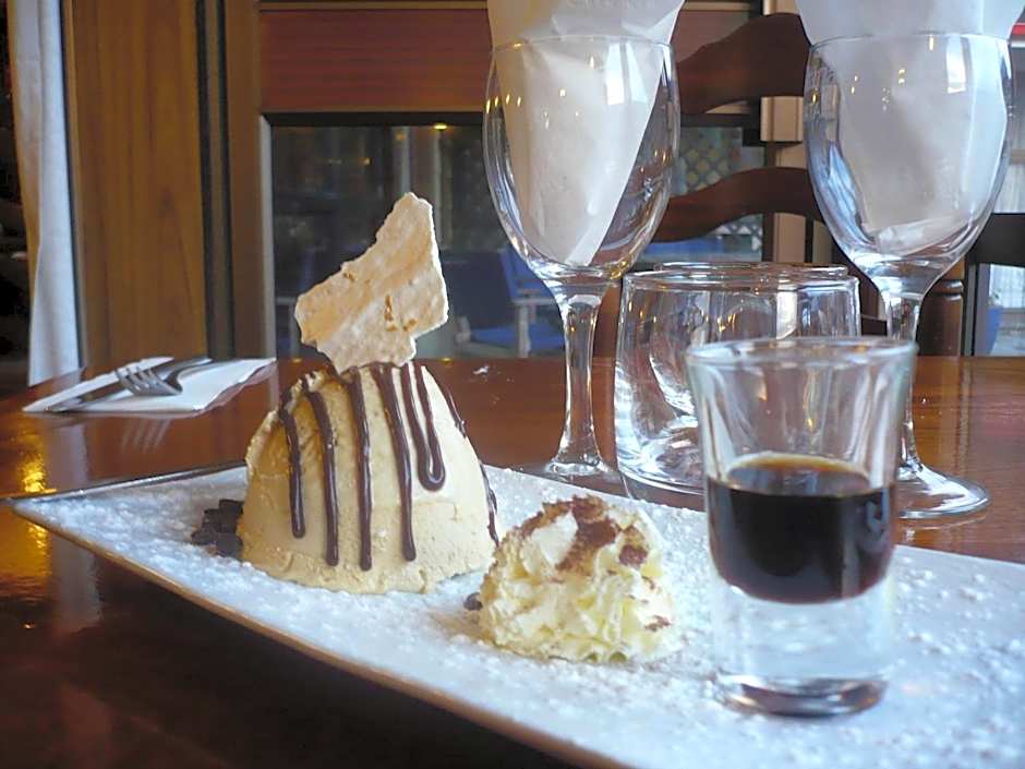 Orana Motor Inn & Restaurant