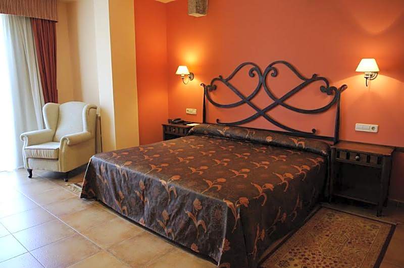 Photo 1 of 1 of Superior 1 Double Bed or 2 Beds