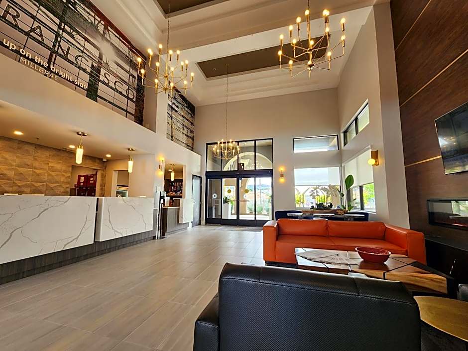La Quinta Inn & Suites by Wyndham San Francisco Airport West