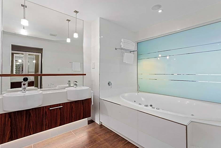 Quality Hotel Taylors Lakes