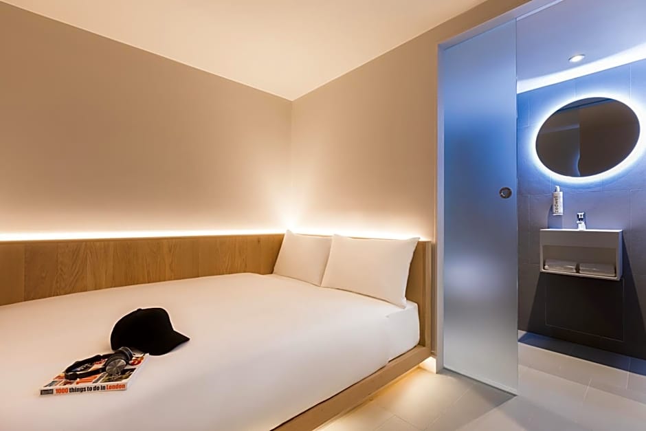 Zedwell Underground Tottenham Court Rd