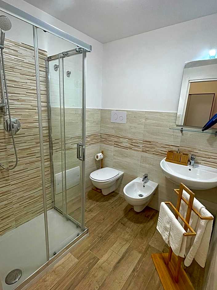 Sea View Teti Rooms & Apts