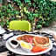 Casona 61 by GuruHotel