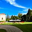 Villa Giona