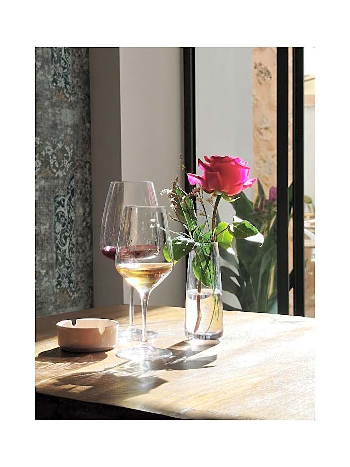 MOONTEN Boutique Stay