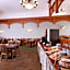 Hotel Concertino Zlatá Husa