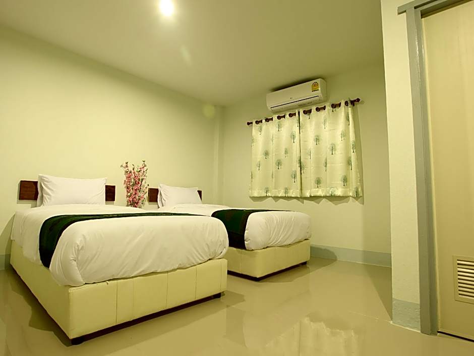 Photo 1 of 2 of Standard 2 Beds
