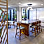La Quinta Inn & Suites by Wyndham Thousand Oaks Newbury Park