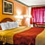 Econo Lodge Inn & Suites