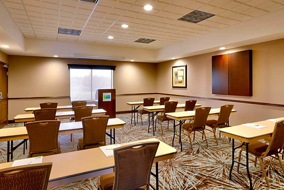 Holiday Inn Express Hotel & Suites Butte By IHG