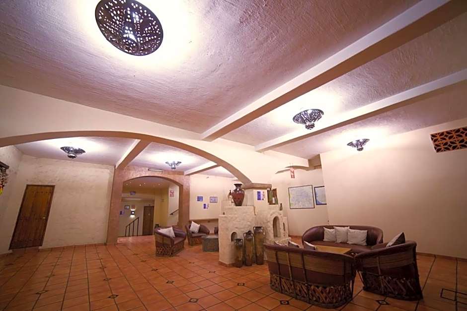 Hotel Hacienda del Sol