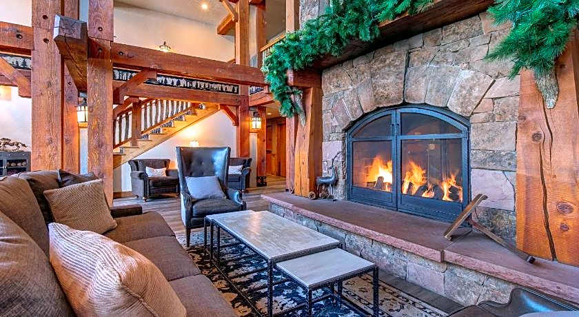 Lodges At Deer Valley