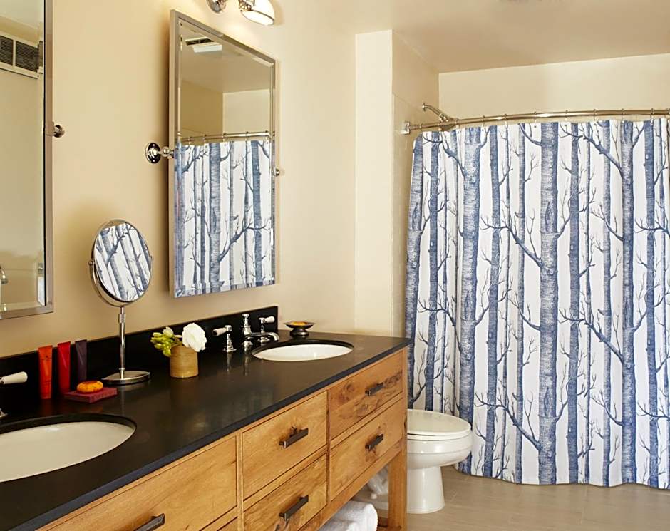 Kimpton Riverplace Hotel By IHG