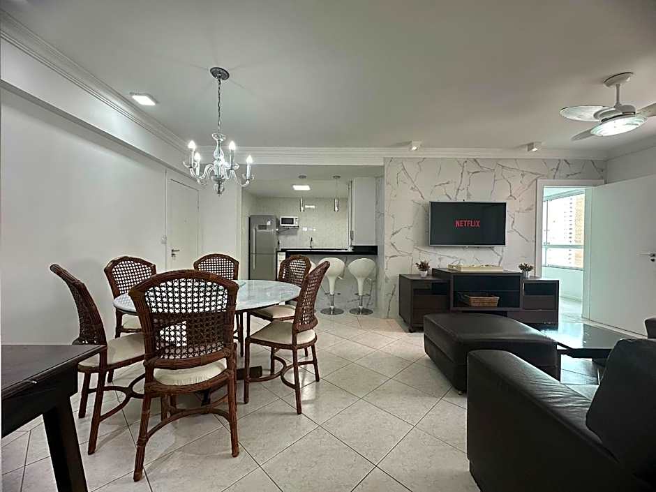 AM01- 3 Suítes | Pé na Areia | Centro | Garagem