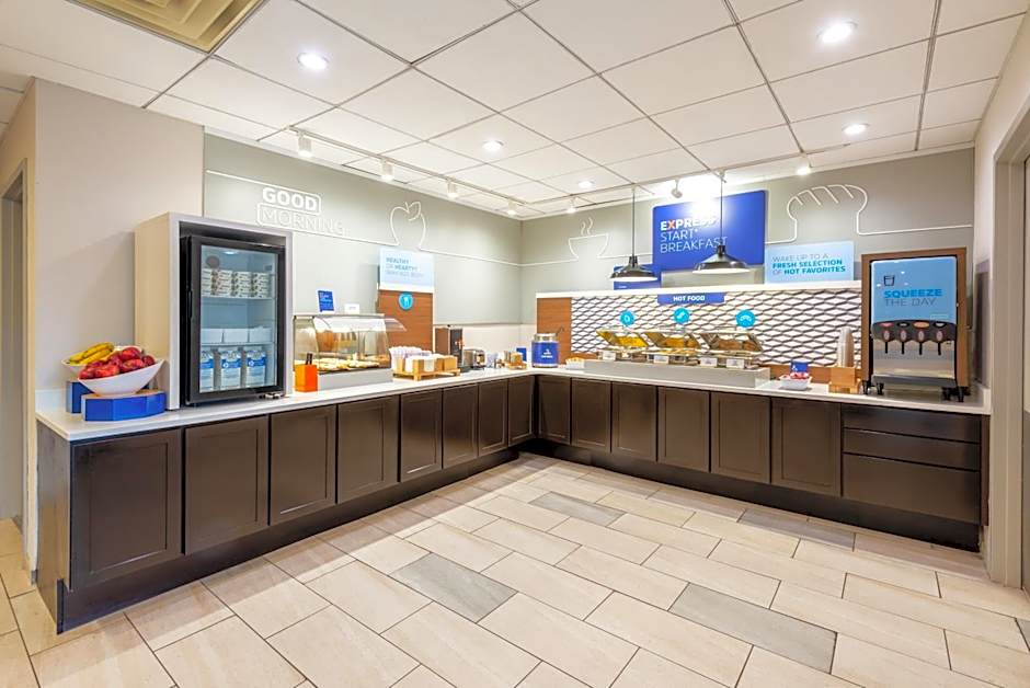 Holiday Inn Express Bensalem By IHG