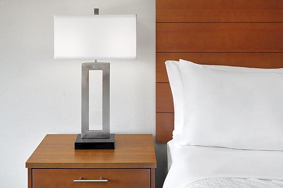 Holiday Inn Express & Suites Midland South I-20 By IHG