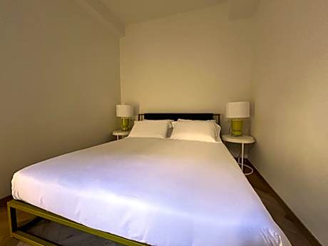 Double Room with Ensuite Bathroom