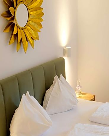 Superior King Suite