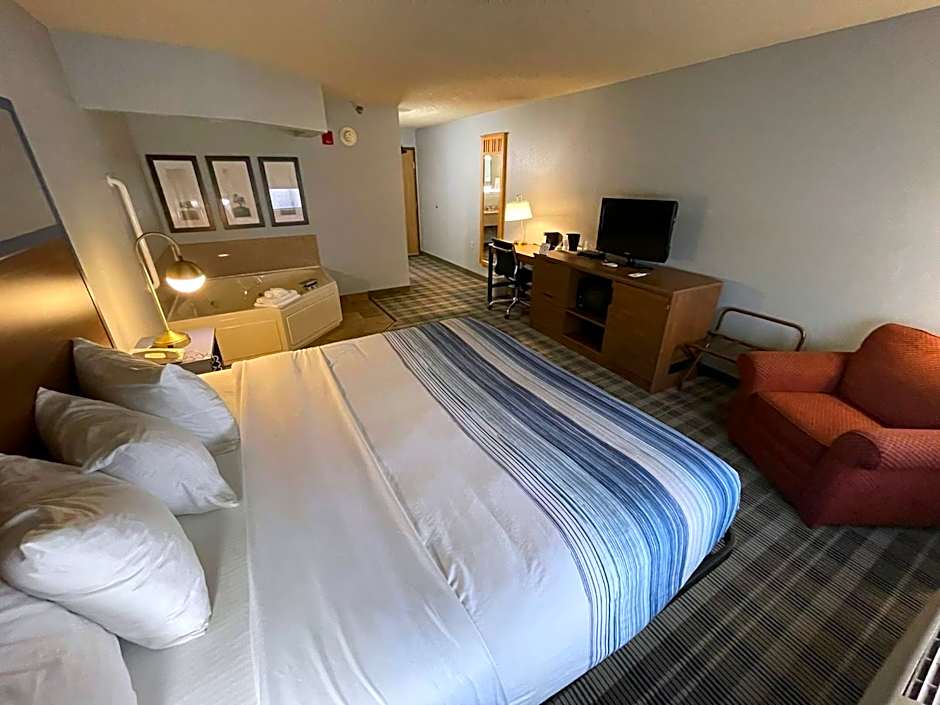 AmericInn by Wyndham Sayre