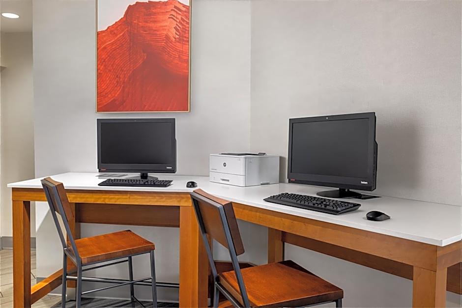 Holiday Inn Express Windsor Waterfront By IHG