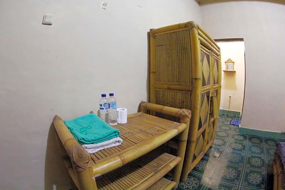 Duyung Rooms and Resto