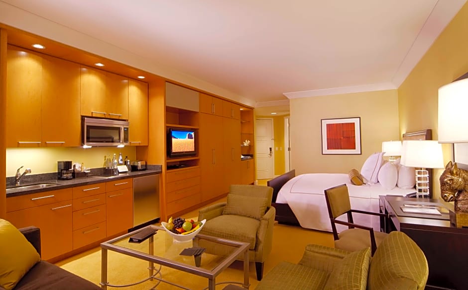 Trump International Hotel Las Vegas Las Vegas Hotels Nv At Getaroom