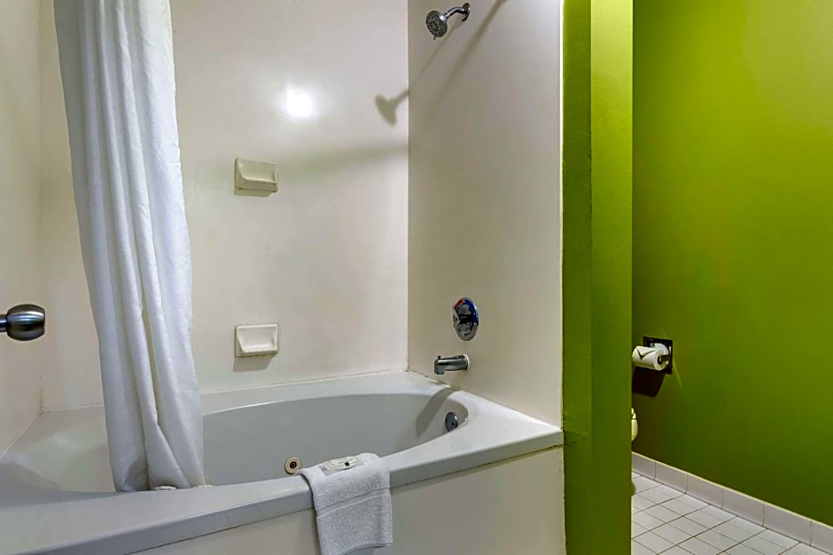Quality Inn Brunswick