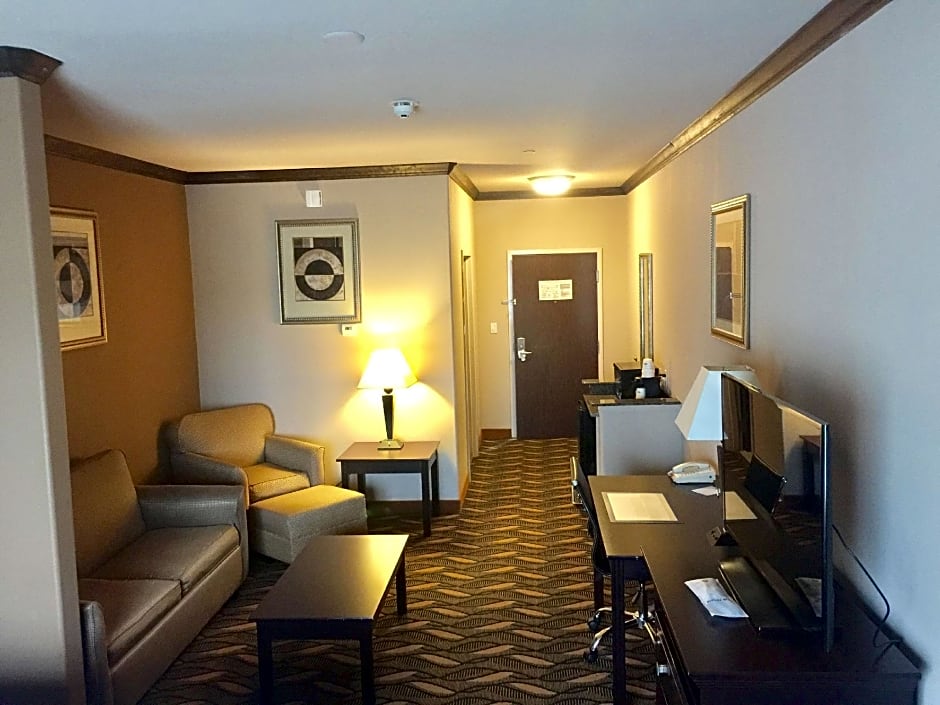 Best Western Red River Inn & Suites