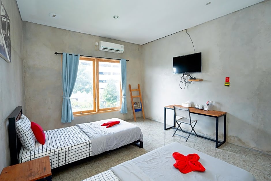 RedDoorz Syariah near Lombok Epicentrum Mall