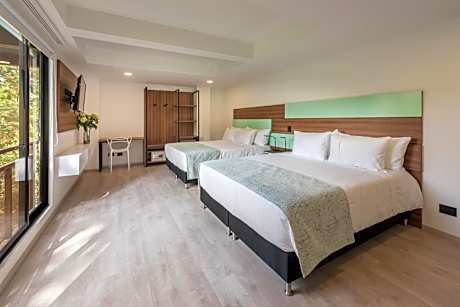 Superior Family Room