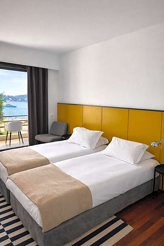 Hôtel Le Versailles