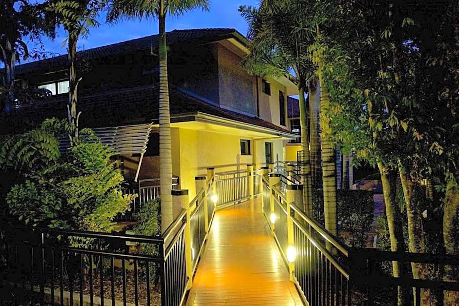 Pegasus Motor Inn and Serviced Apartments