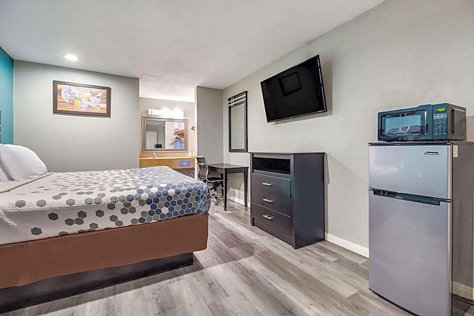 Econo Lodge Houston Brookhollow