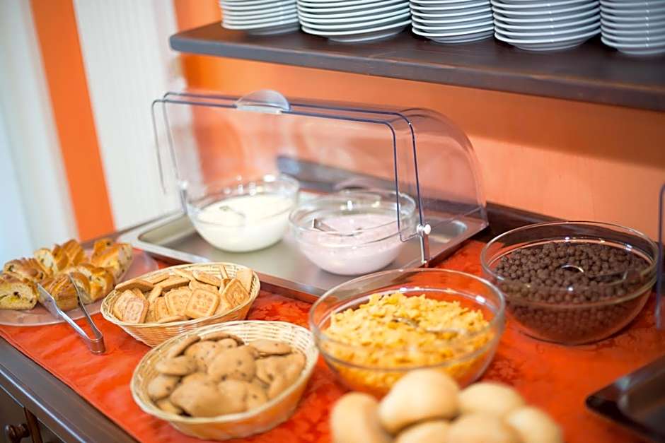 Hostel L'Ost - Ostello di Grumes