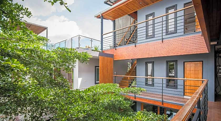 Le Terrarium Bed & Sleep Chiang Rai