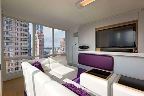 Penthouse King Suite