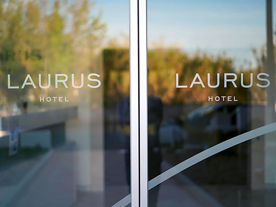 Laurus Hotel