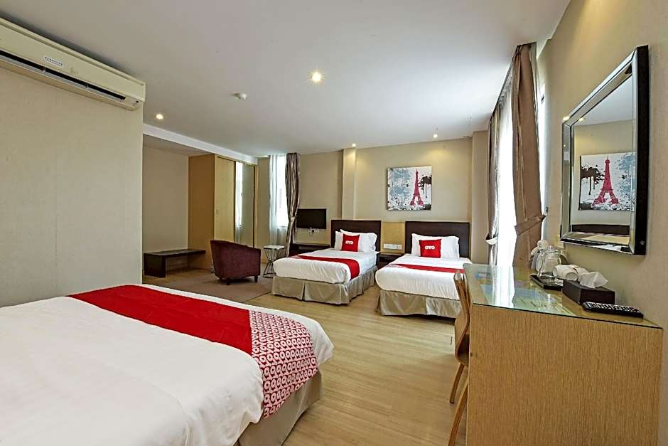 Townhouse Oak Melaka Near Dataran Pahlawan Formerly Ideals Hotel