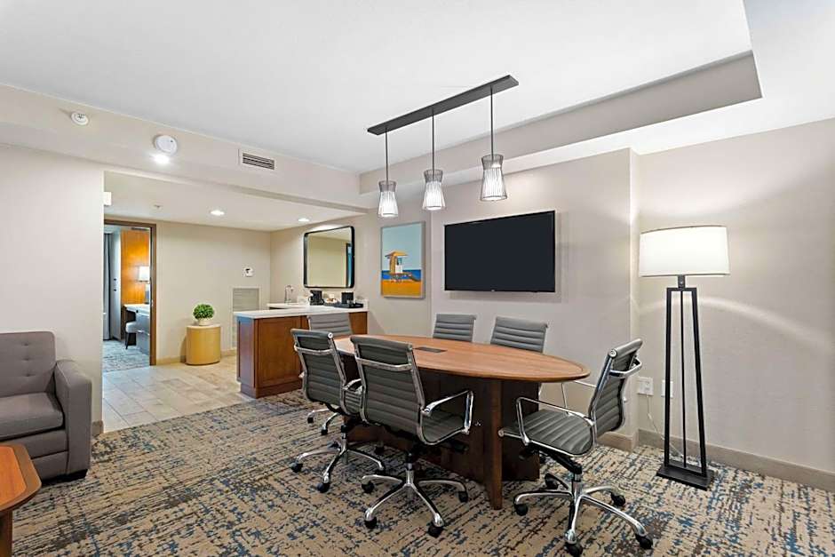 Embassy Suites by Hilton Anaheim South