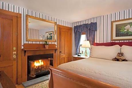 King Suite with Balcony