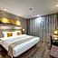 Home Inn Ningbo RaiIaway Station Tianyi PaviIion Moon Lake Point