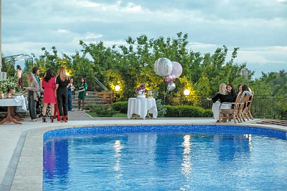 Olympia Garden Hotel