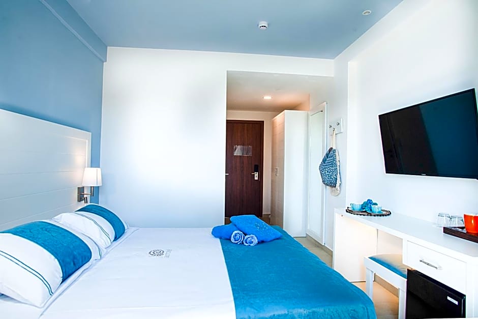 Acrotel Lily Ann Village