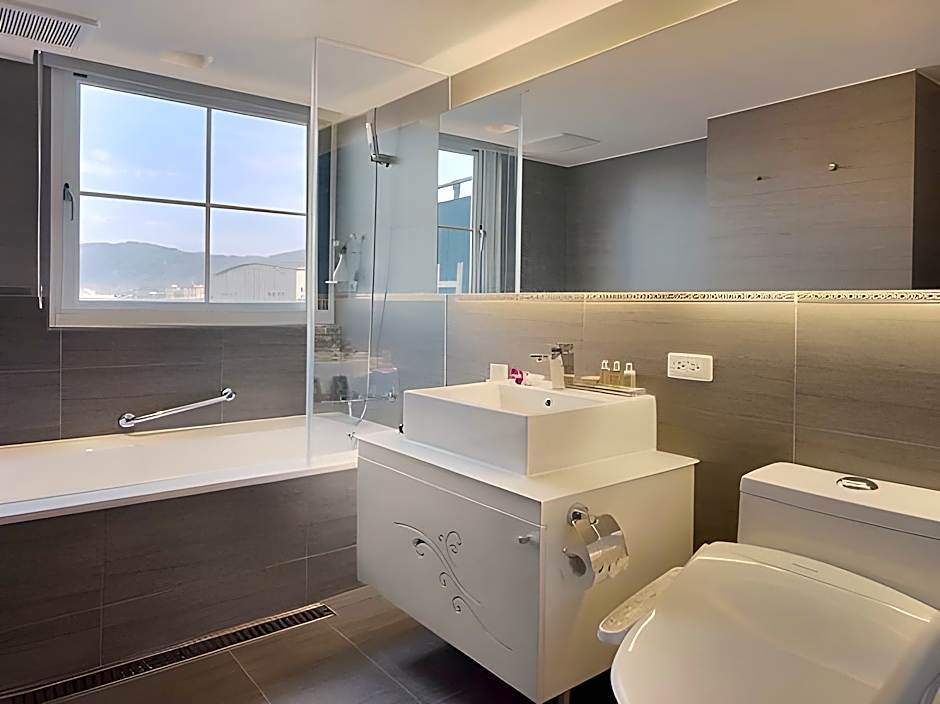 Forward Hotel Nangang