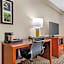 Comfort Inn & Suites Wildwood - The Villages
