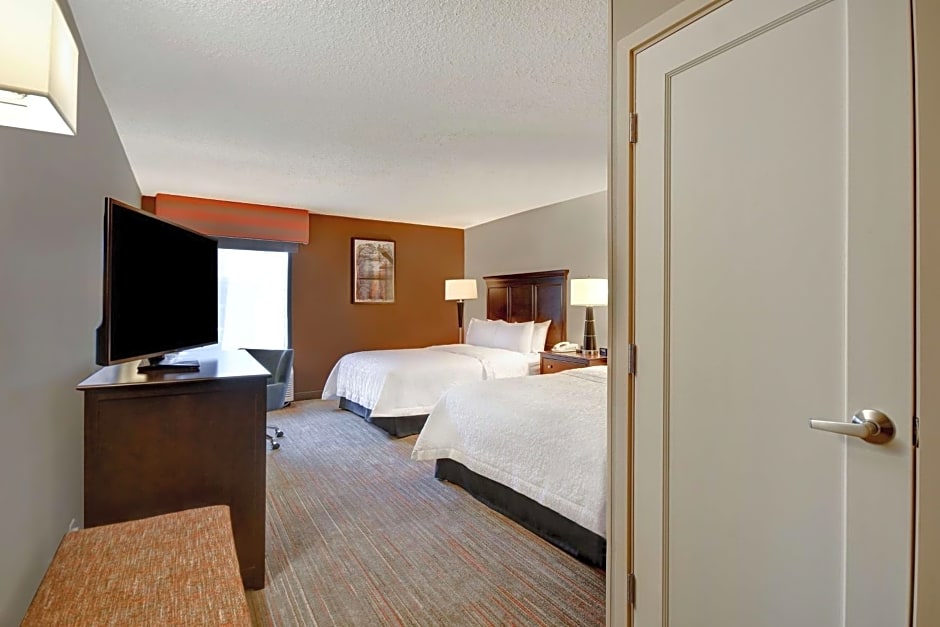 Hampton Inn & Suites Alexandria Old Town Area South