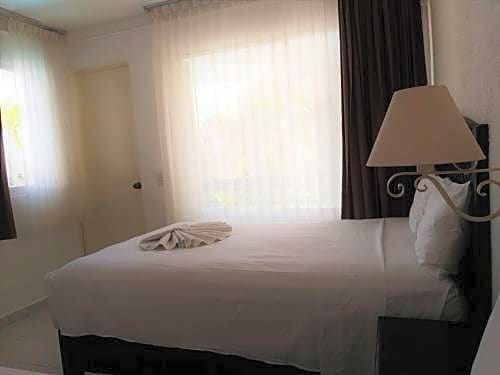 Hotel Labnah