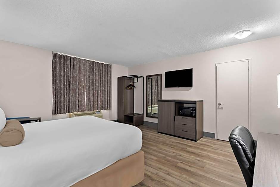 SureStay Plus by Best Western Windsor