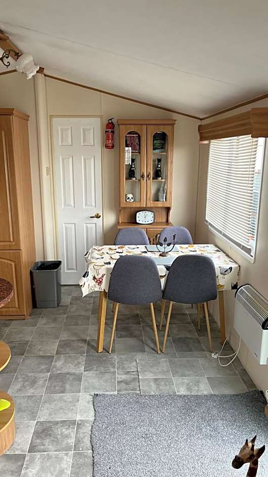 Caravan home Clacton-On-Sea St Osyth
